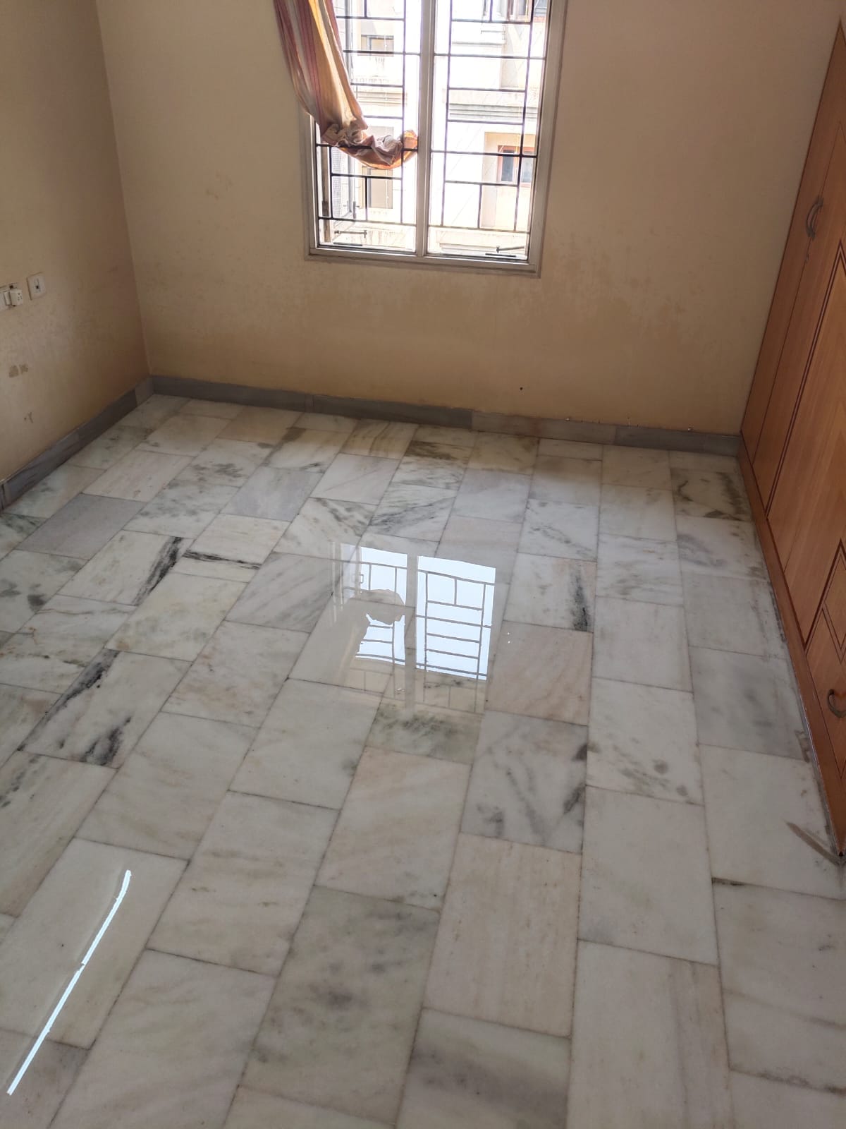Polished White Marble Floor Installation