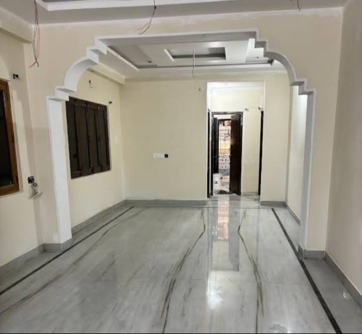 Elegant Grey Marble Living Hall Flooring